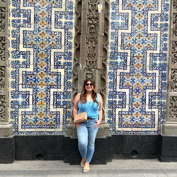 Meet your Posher, Marcy - Picture 3 of 7